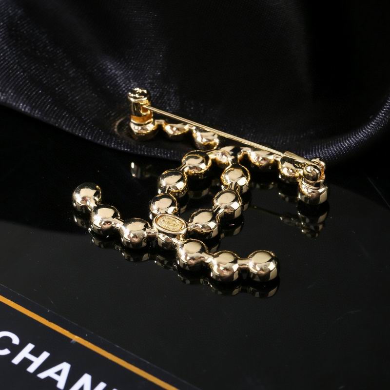 Chanel Brooch 08yxq01